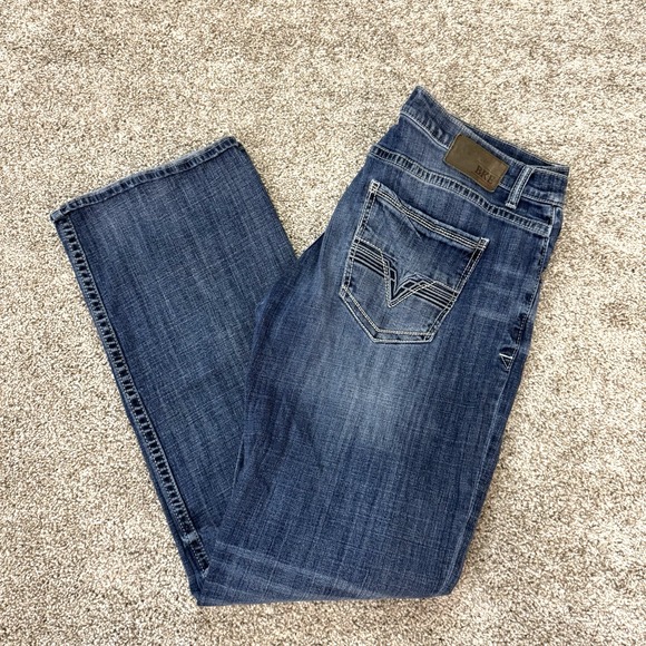 BKE Buckle Tyler Distressed Bootcut Denim Blue Jeans Men's Size 38 L - Picture 1 of 7